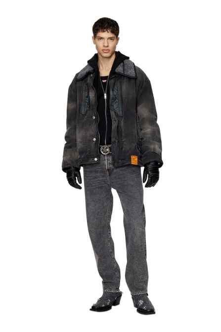 Schwarz W-damien Diesel