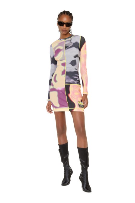 Blau/rosa Diesel D-bakos