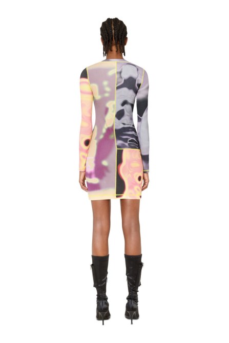 Blau/rosa Diesel D-bakos