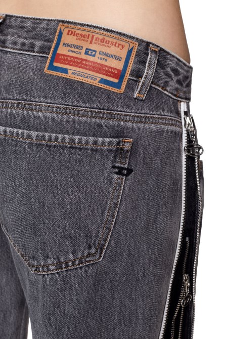 Diesel 2002 09d18 Gerade Jeans Schwarz/dunkelgrau