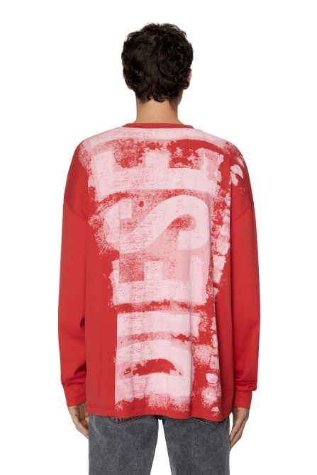 Dieselrotes T-Shirt