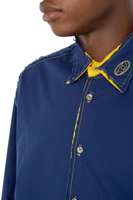 Dunkelblauer Diesel-sweezer