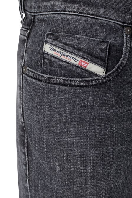 Schwarz/dunkelgrau Diesel 2019 D-strukt 09c47 Schmale Jeans
