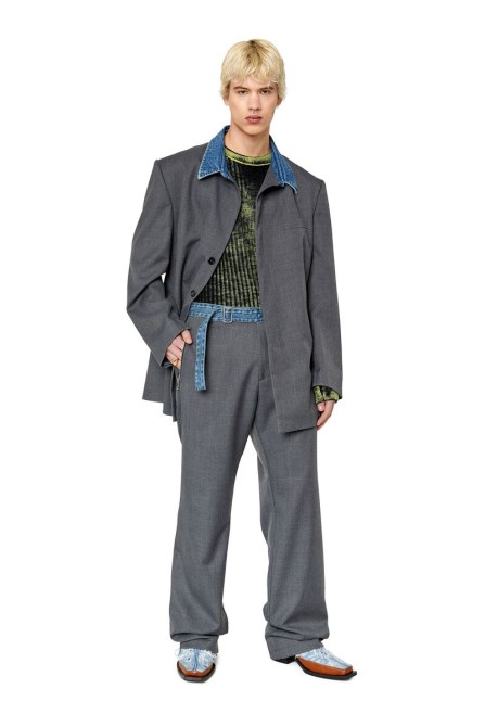 P-gold-a Diesel In Dunkelgrau