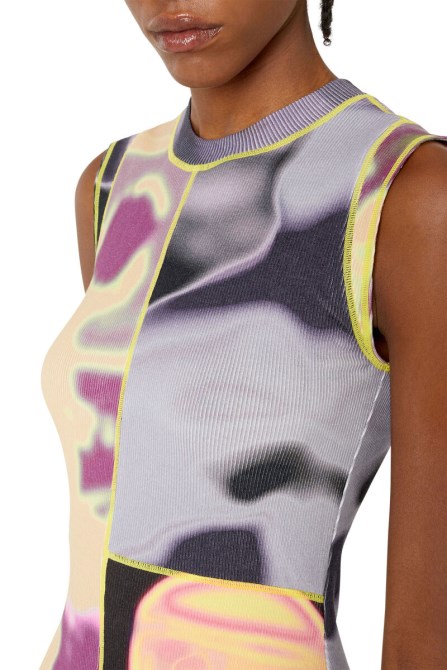 Blau/pink T-ankos Diesel