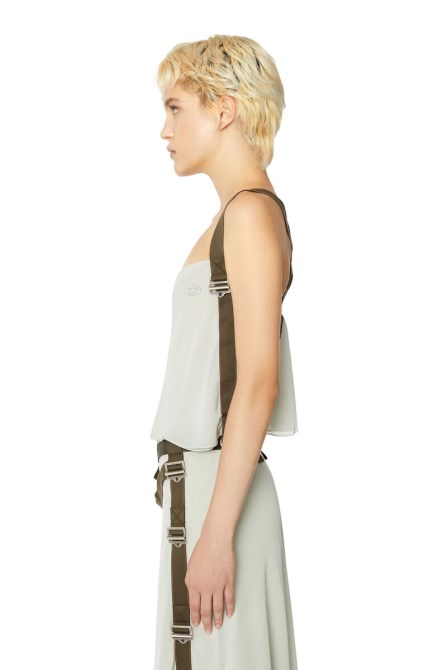 Hellgrauer Diesel T-leila