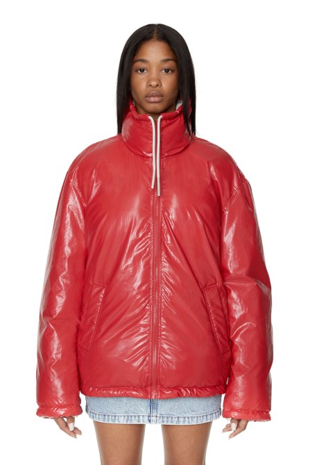 Roter W-jupiter Diesel