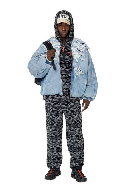 D-day-c Diesel Hellblau