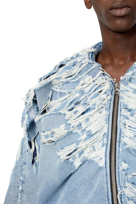 D-day-c Diesel Hellblau