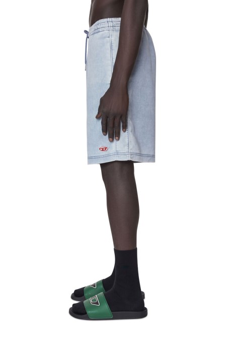 Diesel D-boxy Track Denim Shorts Hellblau