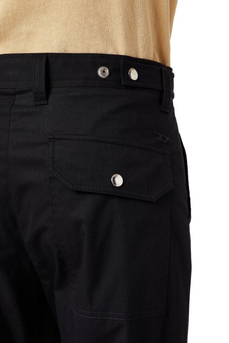 Schwarzer Diesel-p-jer