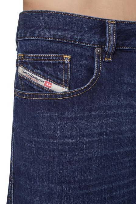 Diesel 2010 09b96 Gerade Jeans Dunkelblau