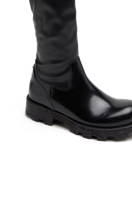 Schwarzer Diesel D-hammer Hch