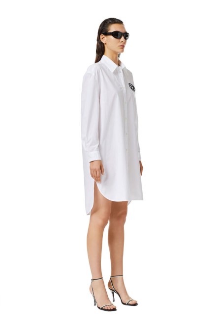 Weißer Diesel D-lunar-a