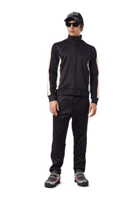 Schwarzer Diesel P-block