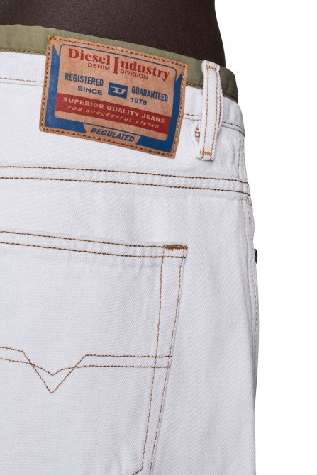 Diesel 2020 D-viker 007b1 Gerade Jeans Weiß