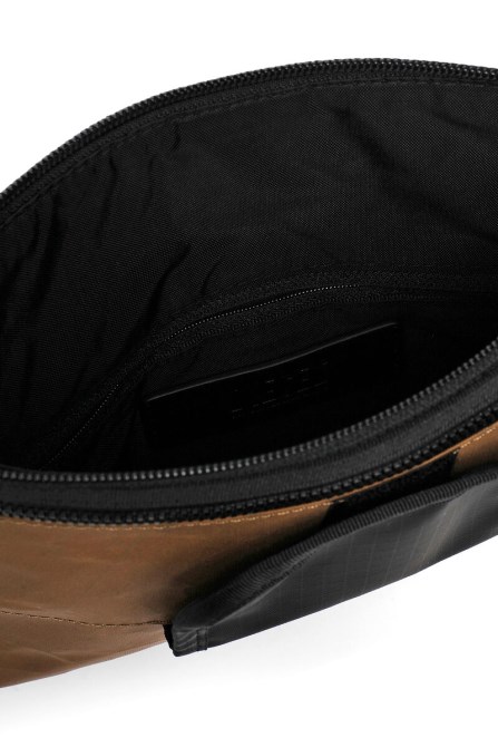 Hellbrauner Iga-diesel