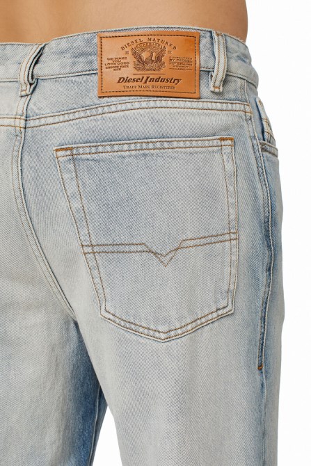 1955 09c89 Straight Jeans Diesel Hellblau
