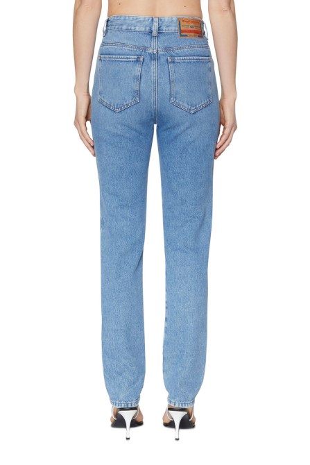 Diesel 1994 09c16 Gerade Jeans In Mittelblau