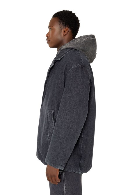 Schwarzer Diesel D-blaz-l