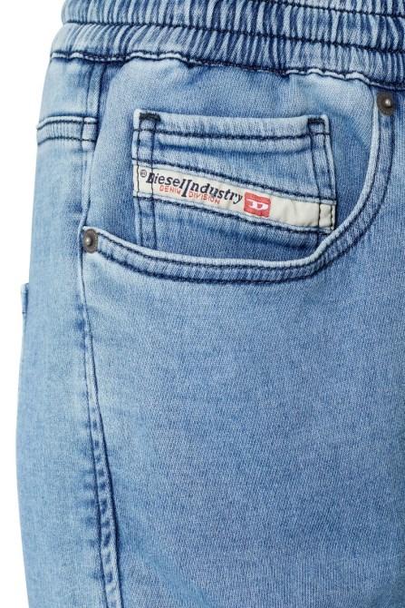 Diesel D-ursy Track Denim 069zr Slim In Hellblau
