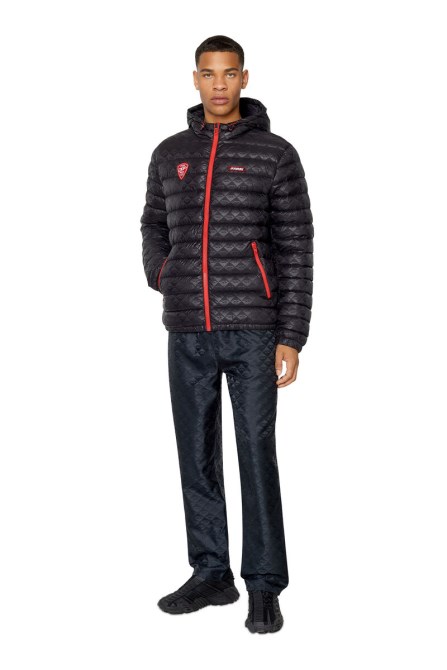 Amwt-koopu-ht26 Diesel In Schwarz