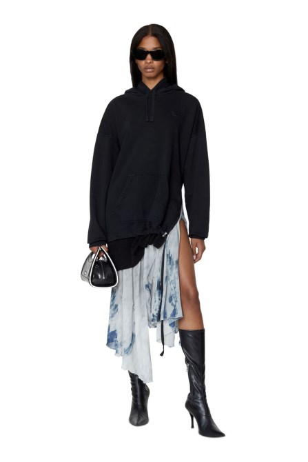 Schwarzer D-rollier-diesel