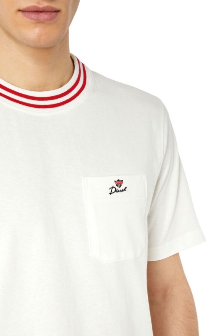 Weißer Diesel T-just-pocket-crow