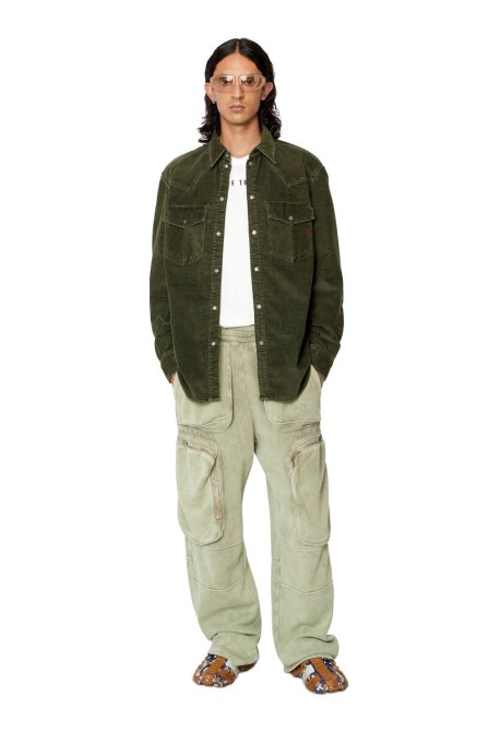 Olivgrüner Diesel D-ozean