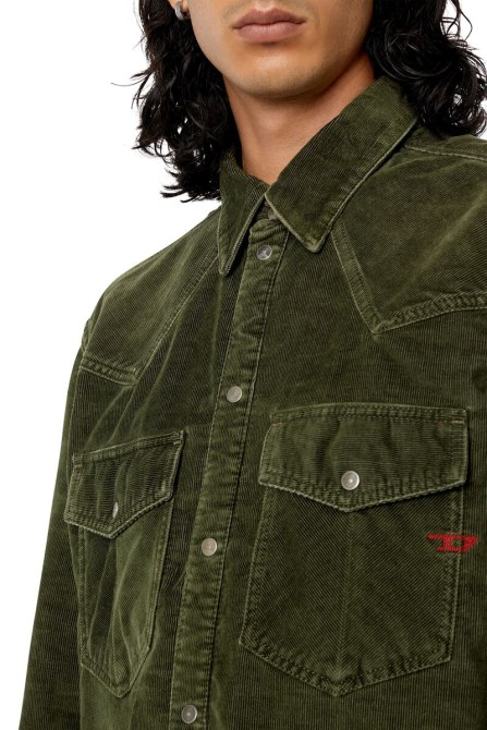 Olivgrüner Diesel D-ozean