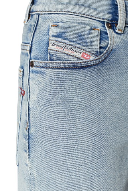 Hellblauer Diesel 2000 09c08 Bootcut- Und Flare-jeans