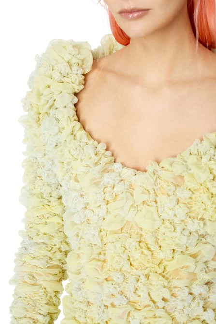 Gelber Diesel D-liza