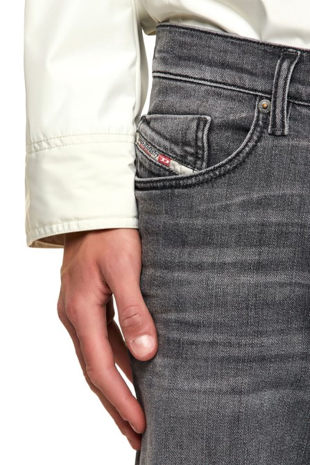 Schwarz/dunkelgrau Diesel 2005 D-fining 09a11 Taillierte Jeans