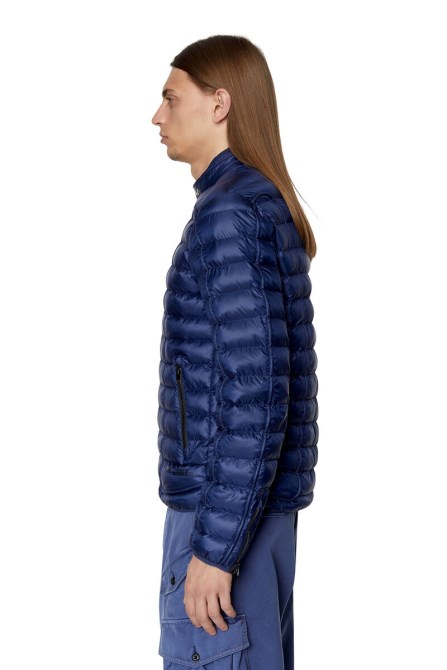 Blauer Diesel W-hawk-nw