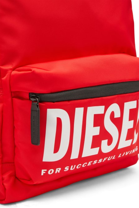 Roter Wbacklogo Diesel