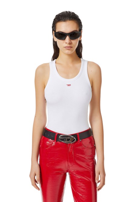 Weißer Diesel T-anky-d