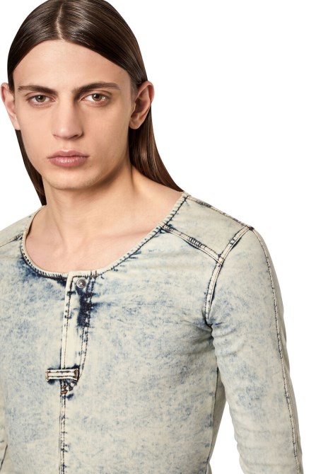 Grauer Diesel D-aemon-fs