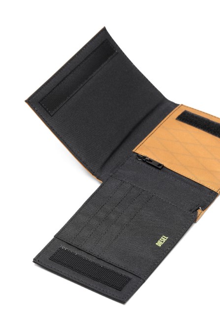 Diesel Dreifach Braun