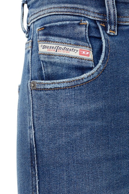 Mittelblaue Diesel 1984 Slandy-high 068ce Super Skinny Jeans