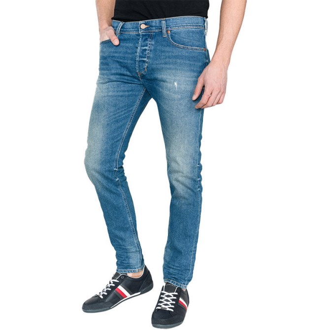 Diesel Tepphar 089aw Herrenjeans Denim Slim Carrot Fit Lässige Baumwollstretchhose