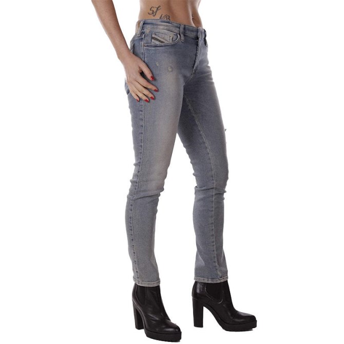 Diesel Skinzee-xp R8y40 Damenjeans Superdünne Hose Mit Normaler Taillenpassform
